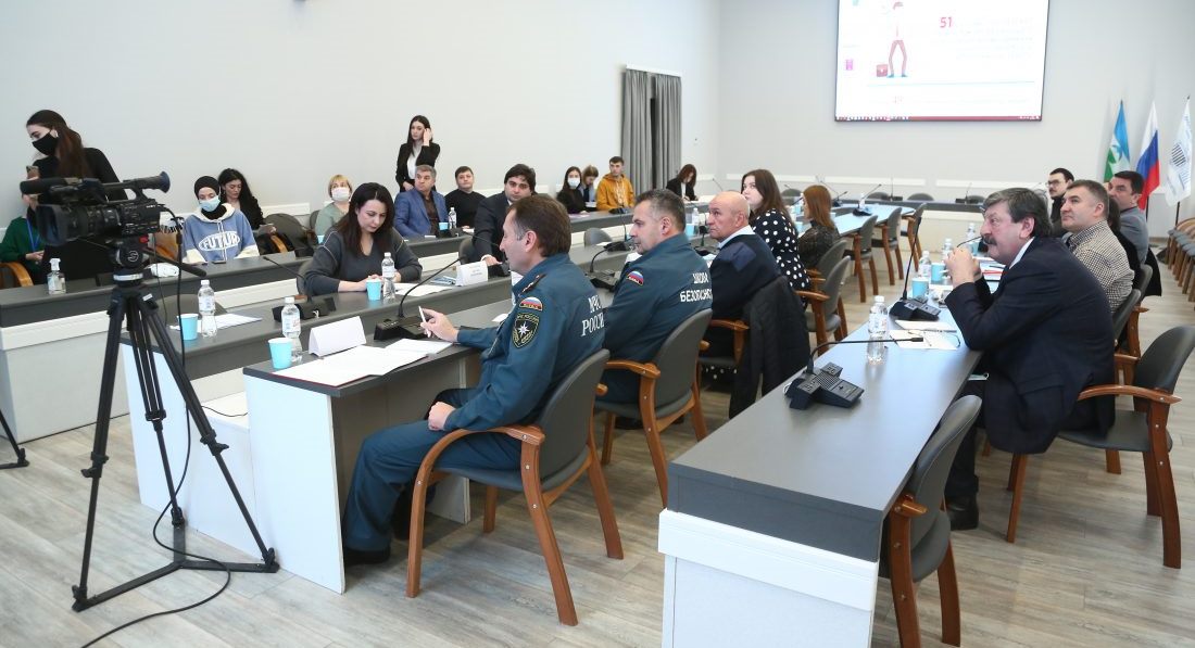 О нацпроекте по туризму и подготовке гидов рассказали в КБГУ