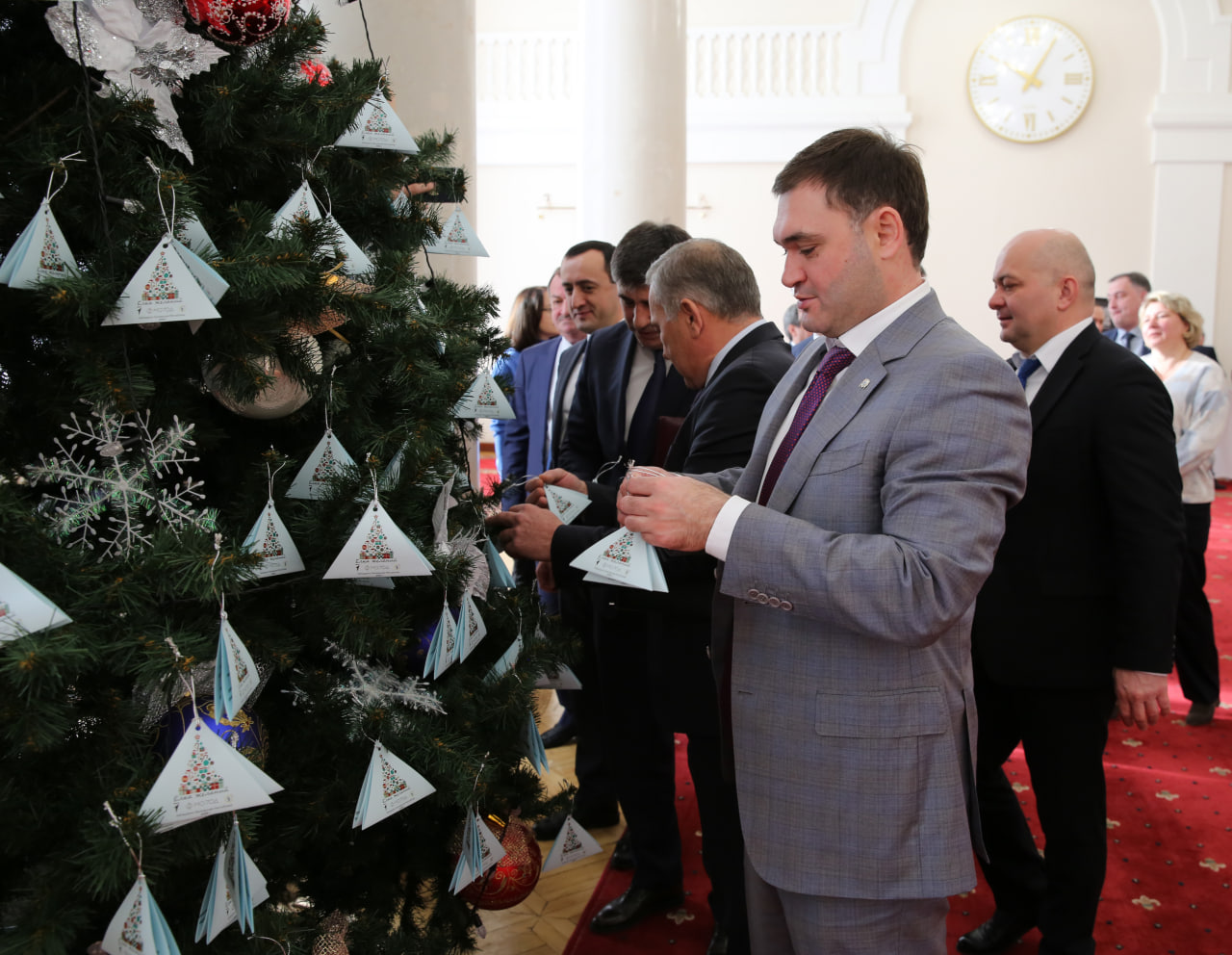 Министерство курортов и туризма КБР присоединилось к акции «Елка желаний».